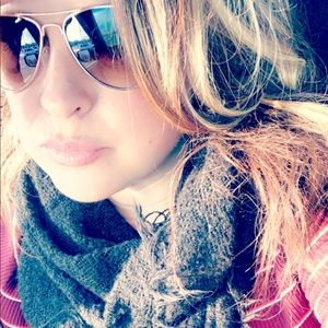 Meet your Posher, Rhonda